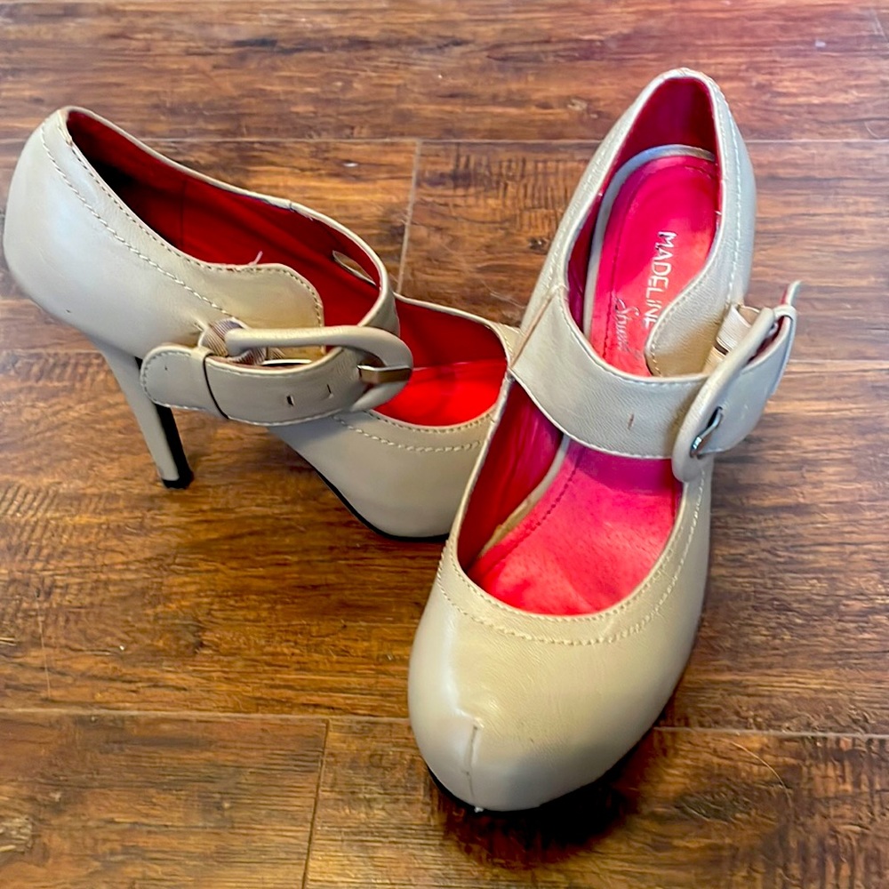 Madeline Stuart Mary Janes